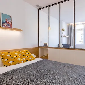The Babel Community - Republique - Joliette Apartahotel